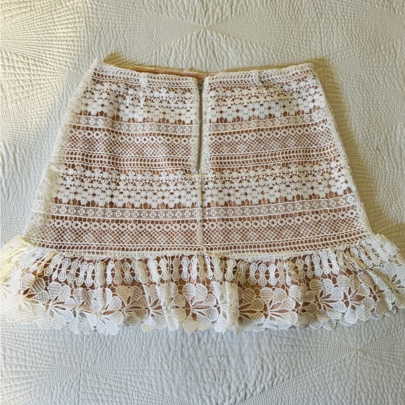 Fashion Nova Elegant White Lace Skirt Set - Picture 9 of 9